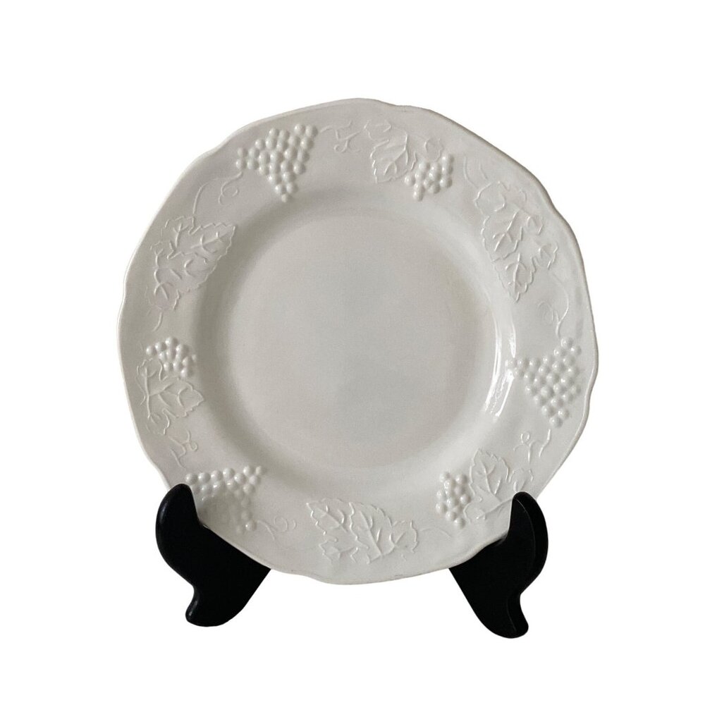 Dinner Plate Dish White Milk Glass Grapes Leaves Replacement 2 Vintage